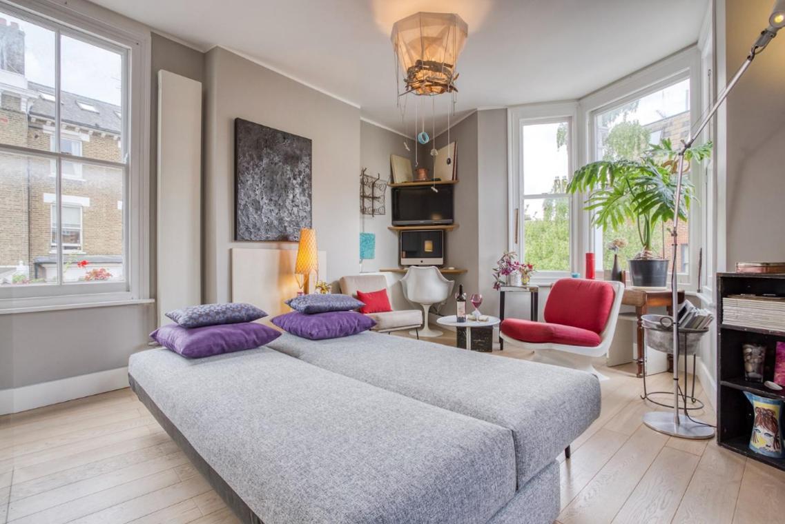 Beautiful And Airy 1 Bedroom Flat - West Apartamento Londres